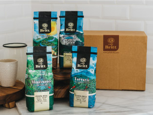 Disfrute de los mejores cafés de origen con nuestro single origin pack. Cafés de la zonas de Tarrazú, Poás, Monteverde y Tres Ríos.  ?